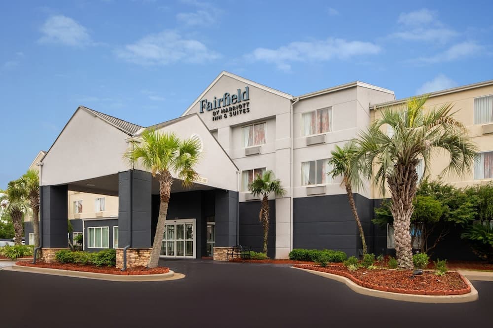 Fairfield Inn & Suites by Marriott Gulfport featured exterior or lobby in Gulfport, MS — similar hotel