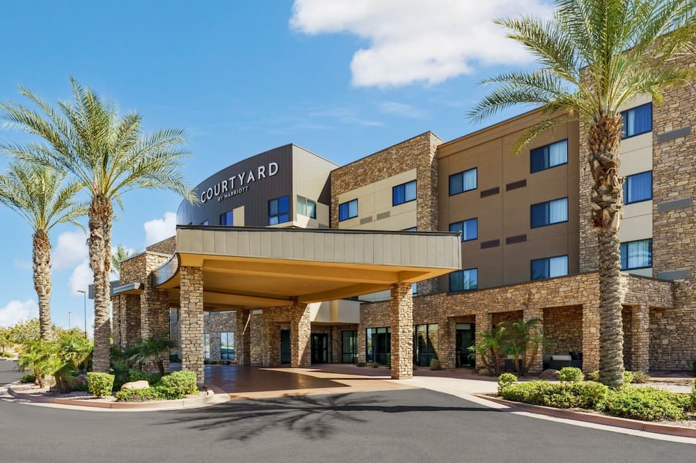 Courtyard Phoenix Mesa Gateway Airport — hotel in Mesa, Arizona