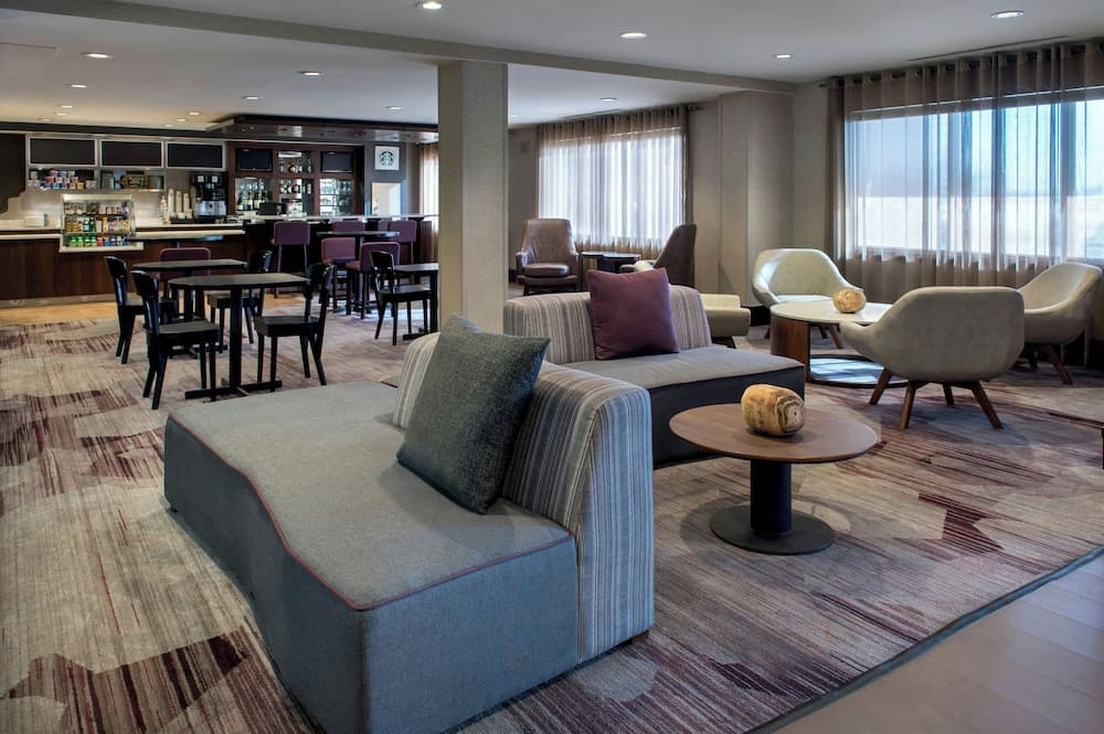 Courtyard by Marriott Newburgh Stewart Airport gallery photo in Newburgh, NY — image 11