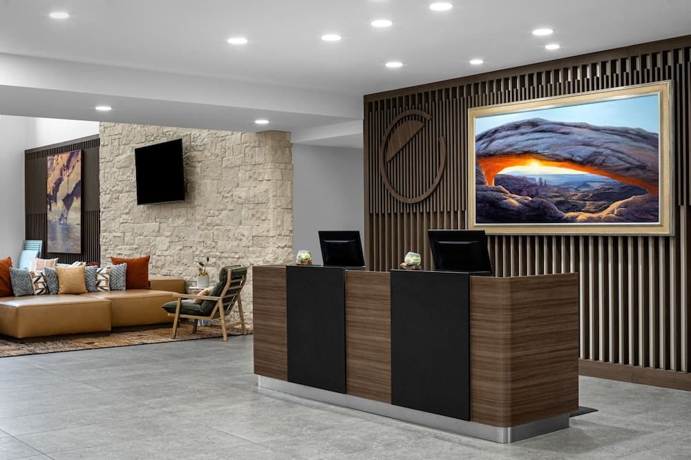 Element Moab property views in Moab, UT — gallery photo 3