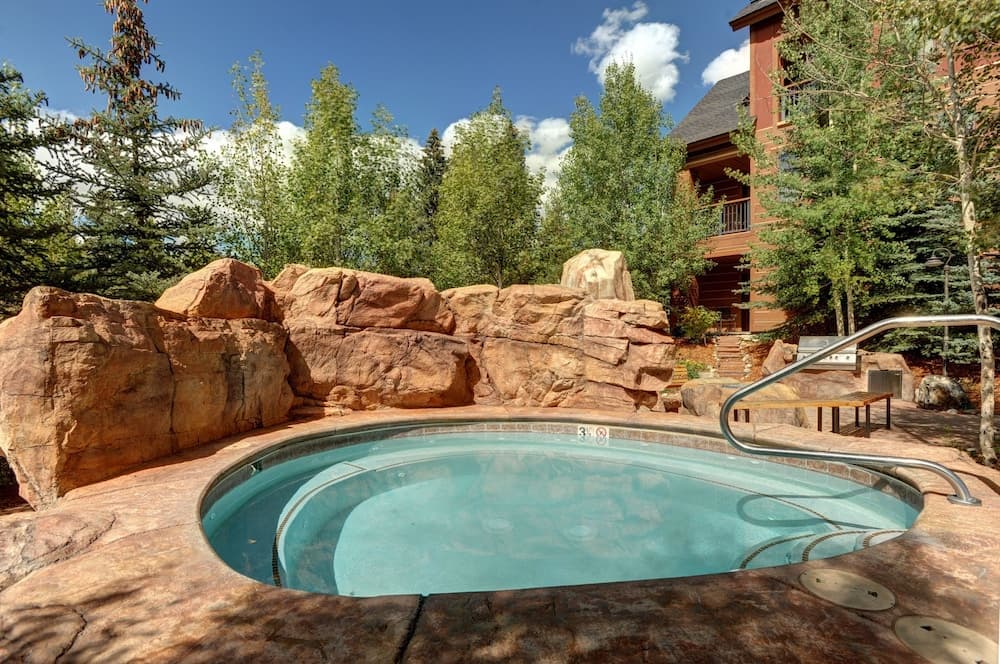 Springs 8848 property views in Keystone, CO — gallery photo 3