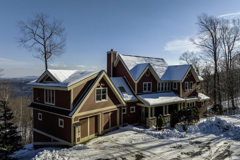 Solitude Village at Okemo  by Vail Resorts featured exterior or lobby in Ludlow — similar hotel