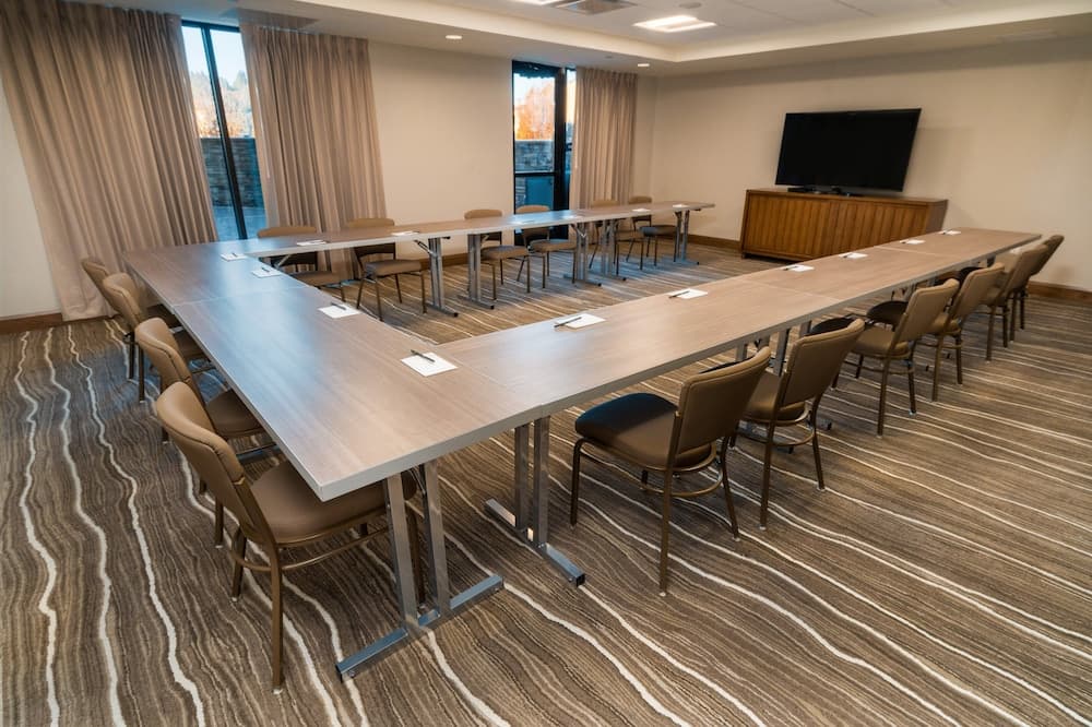 Staybridge Suites Coeur D'Alene by IHG gallery photo in Coeur d'Alene, ID — image 4