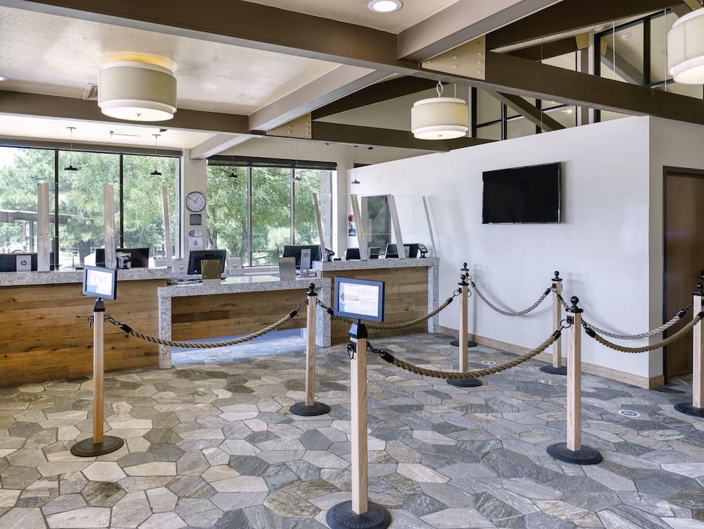 Yavapai Lodge property views in Grand Canyon, AZ — gallery photo 3