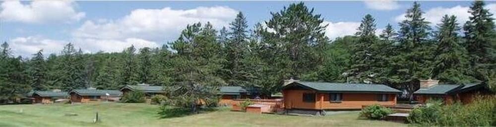 Chalets featured exterior or lobby in Pequot Lakes, MN — similar hotel
