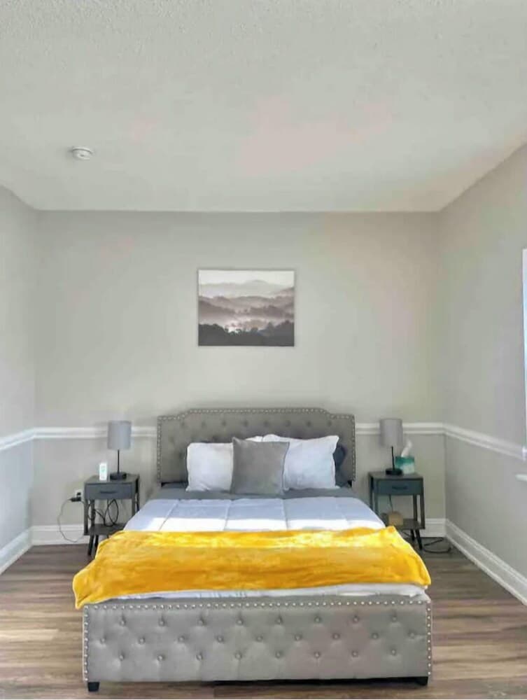Crown New Haven Hotel At Yale gallery photo in New Haven, CT — image 7