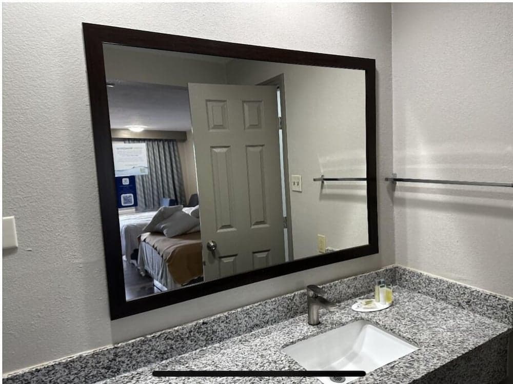 Days Inn by Wyndham Ruston LA property views in Ruston, LA — gallery photo 3