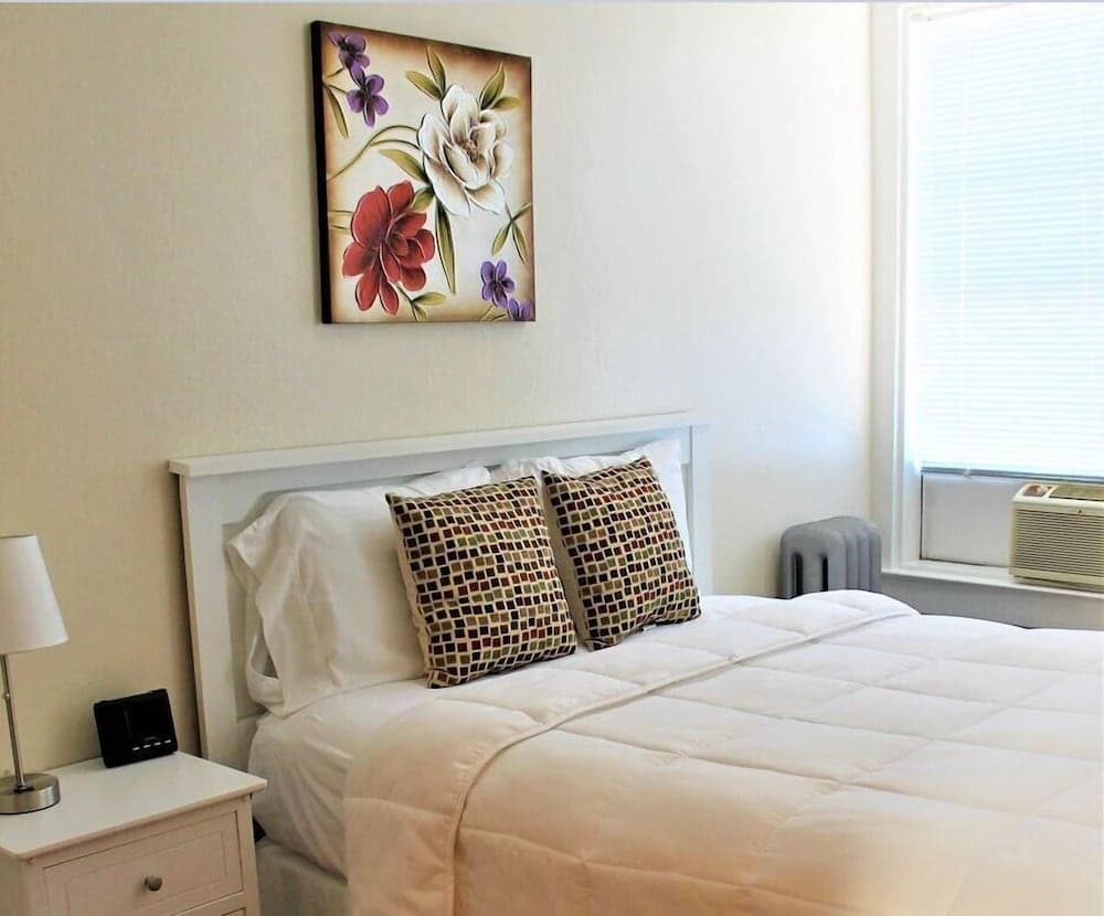 Hotel Burgess gallery photo in Reedley, CA — image 21
