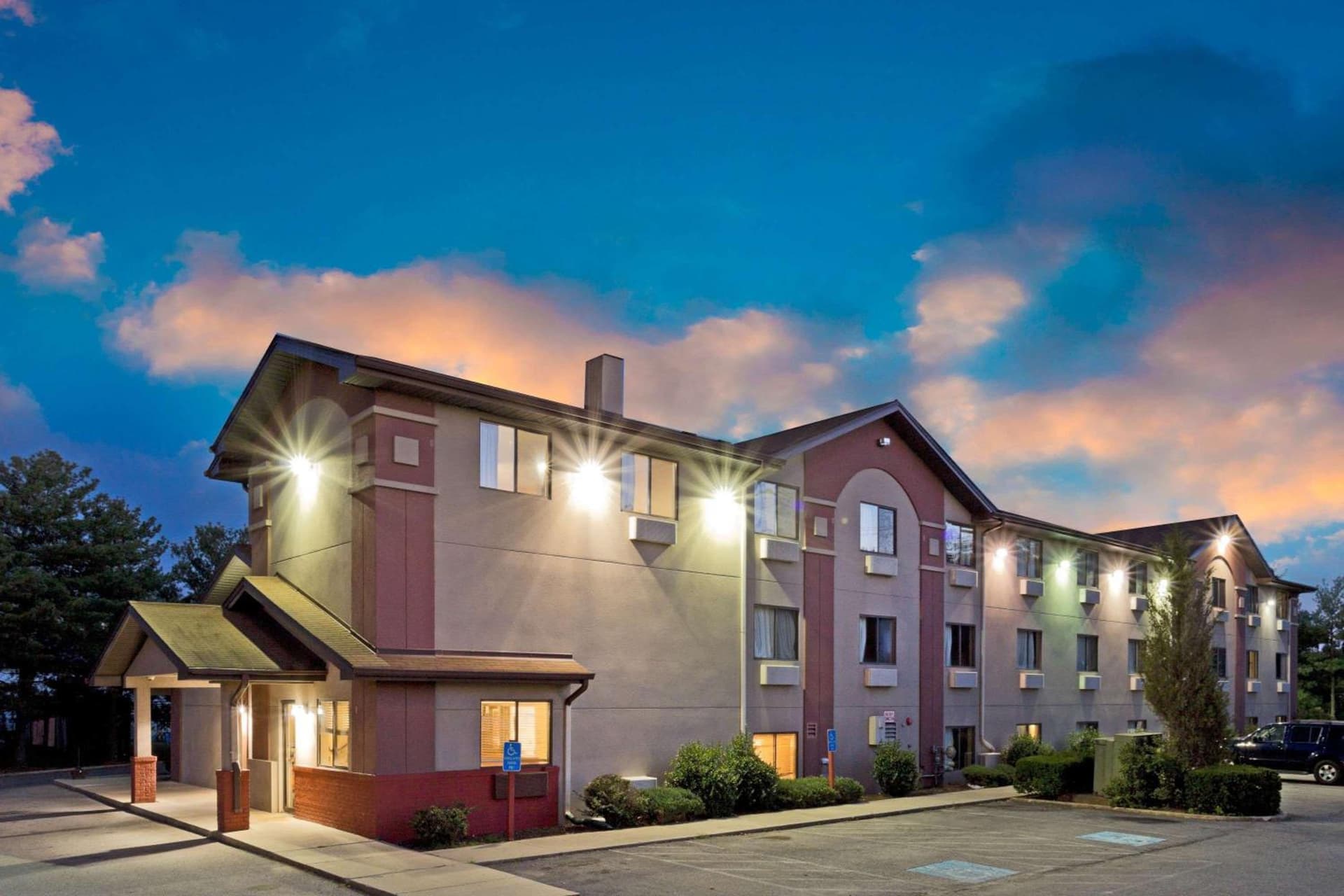 Super 8 by Wyndham Lexington Park/California Area exterior or lobby in California, MD — main listing photo