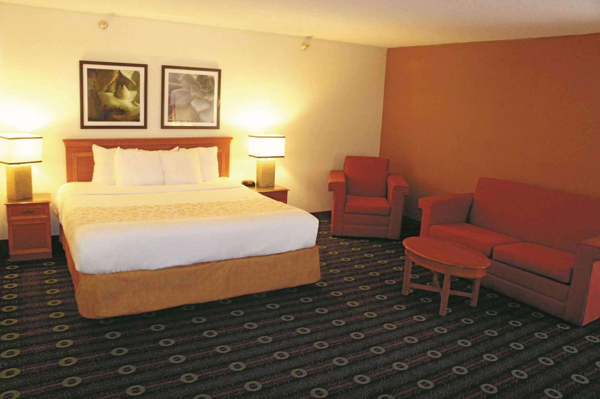 La Quinta Inn by Wyndham Kansas City North gallery photo in Kansas City, MO — image 5