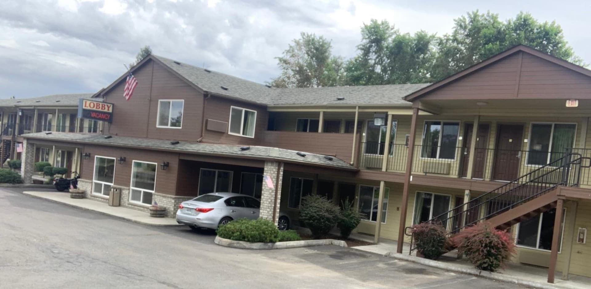 Motel 6-Yakima, WA - Downtown exterior or lobby in Yakima, WA — main listing photo
