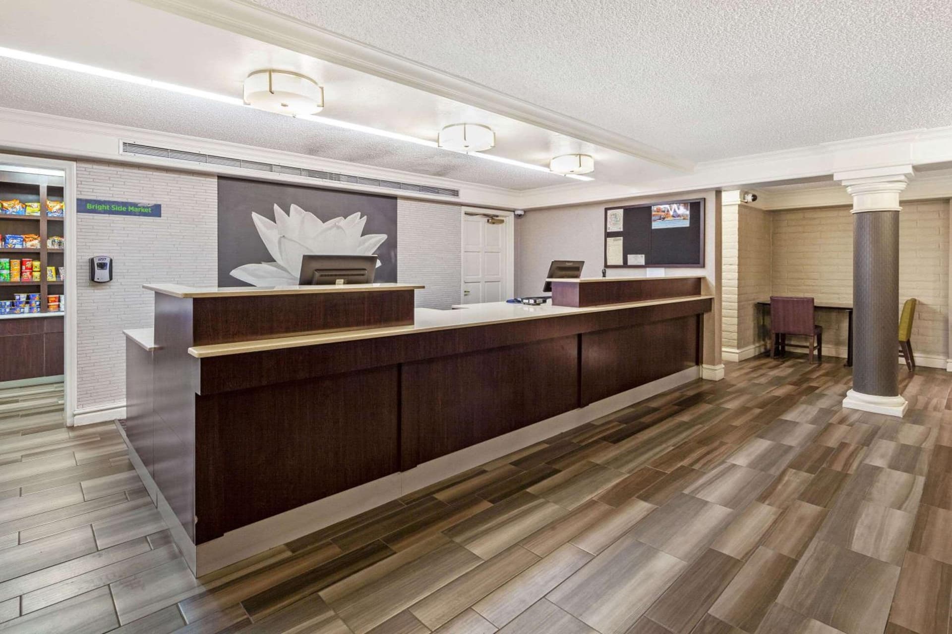 La Quinta Inn by Wyndham Ventura gallery photo in Ventura, CA — image 9