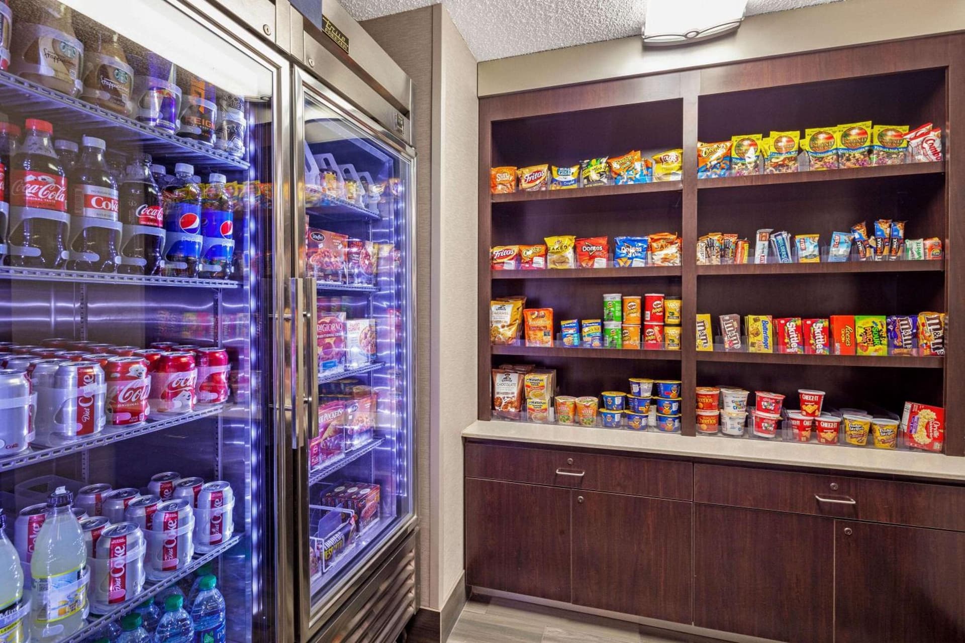 La Quinta Inn by Wyndham Ventura gallery photo in Ventura, CA — image 12