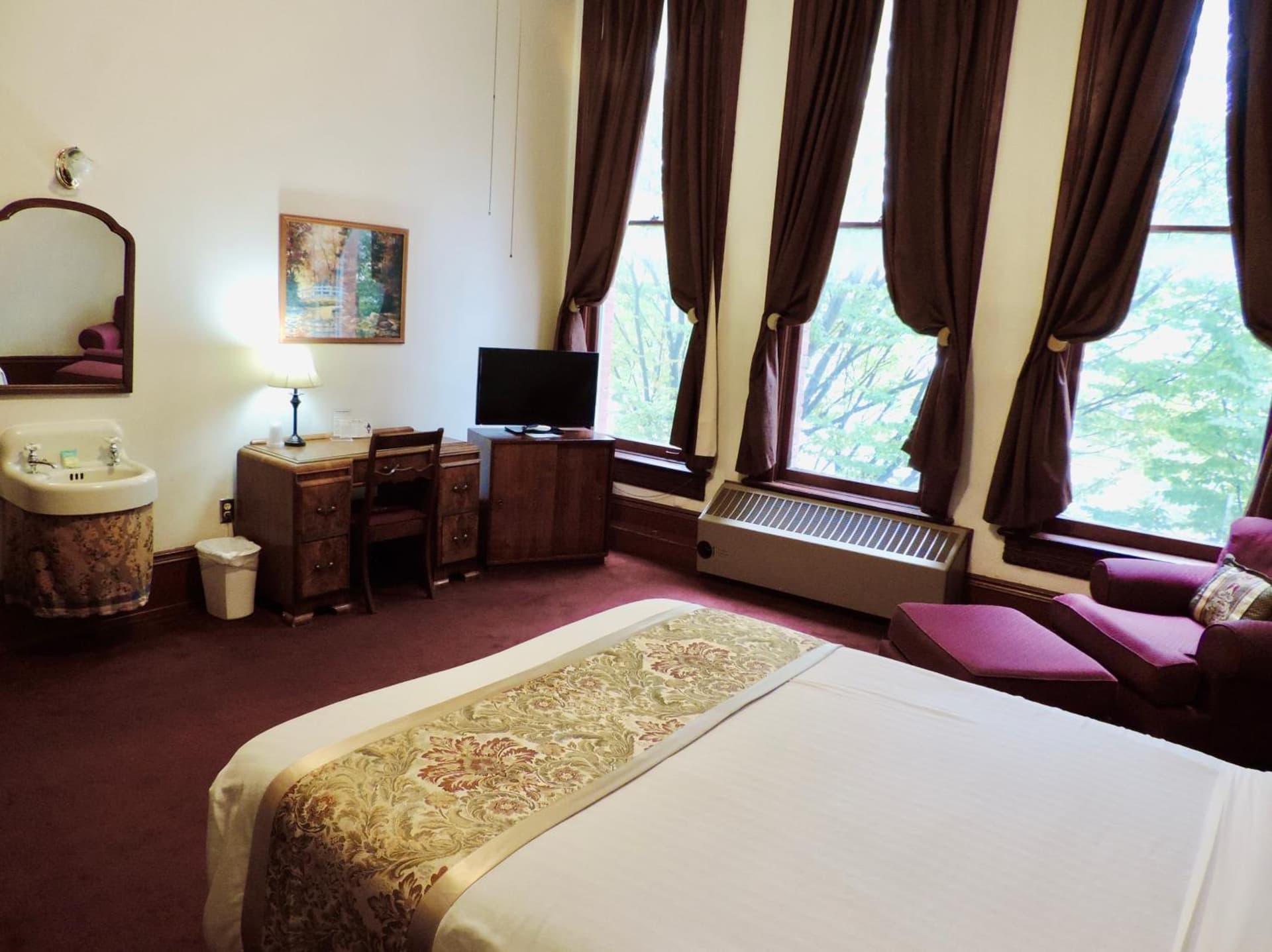 The Monarch Hotel gallery photo in Port Townsend, WA — image 21