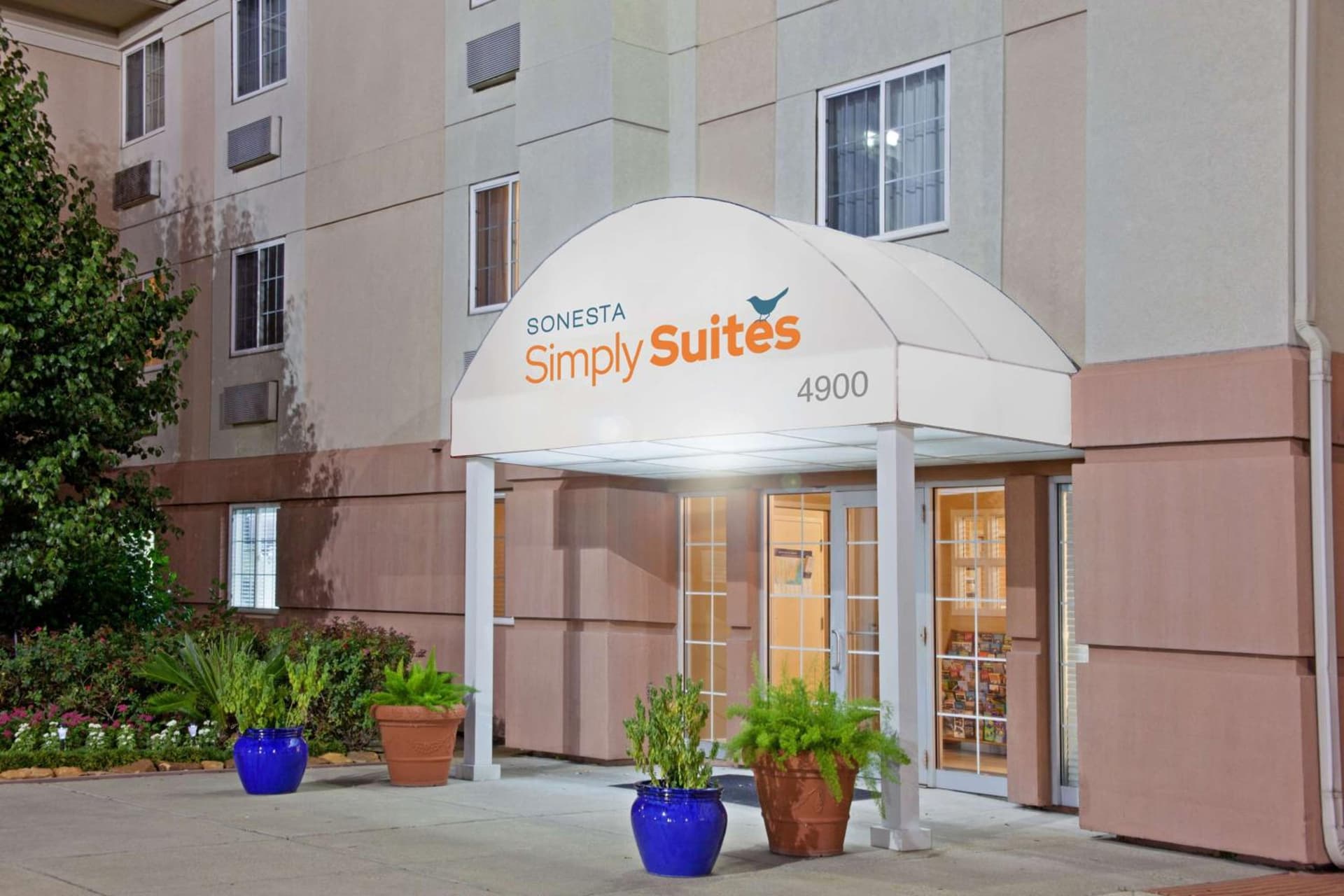 Sonesta Simply Suites Houston Galleria Medical Center featured exterior or lobby in Houston, TX — similar hotel