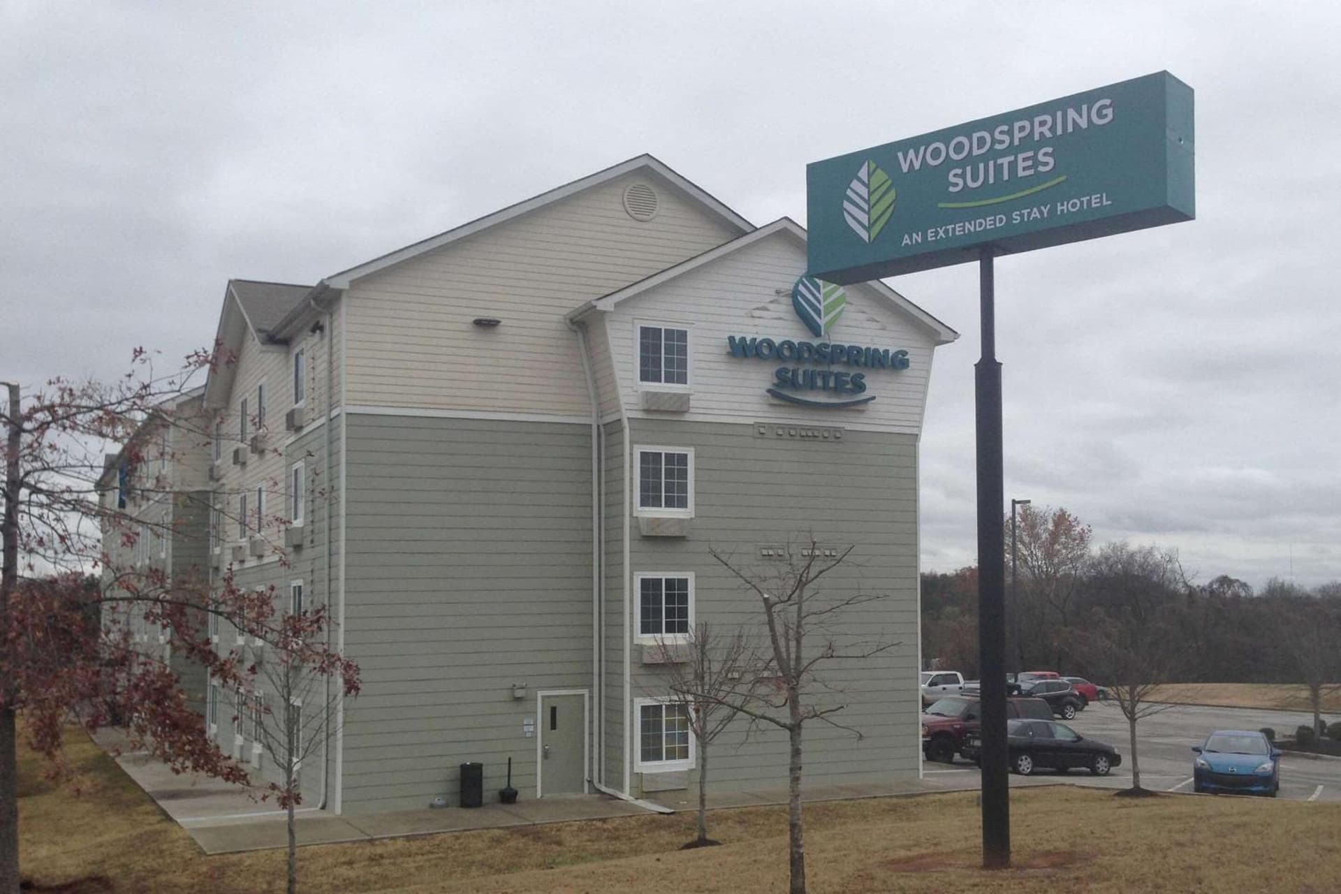 WoodSpring Suites Knoxville Airport interior in Alcoa, TN — gallery photo 2