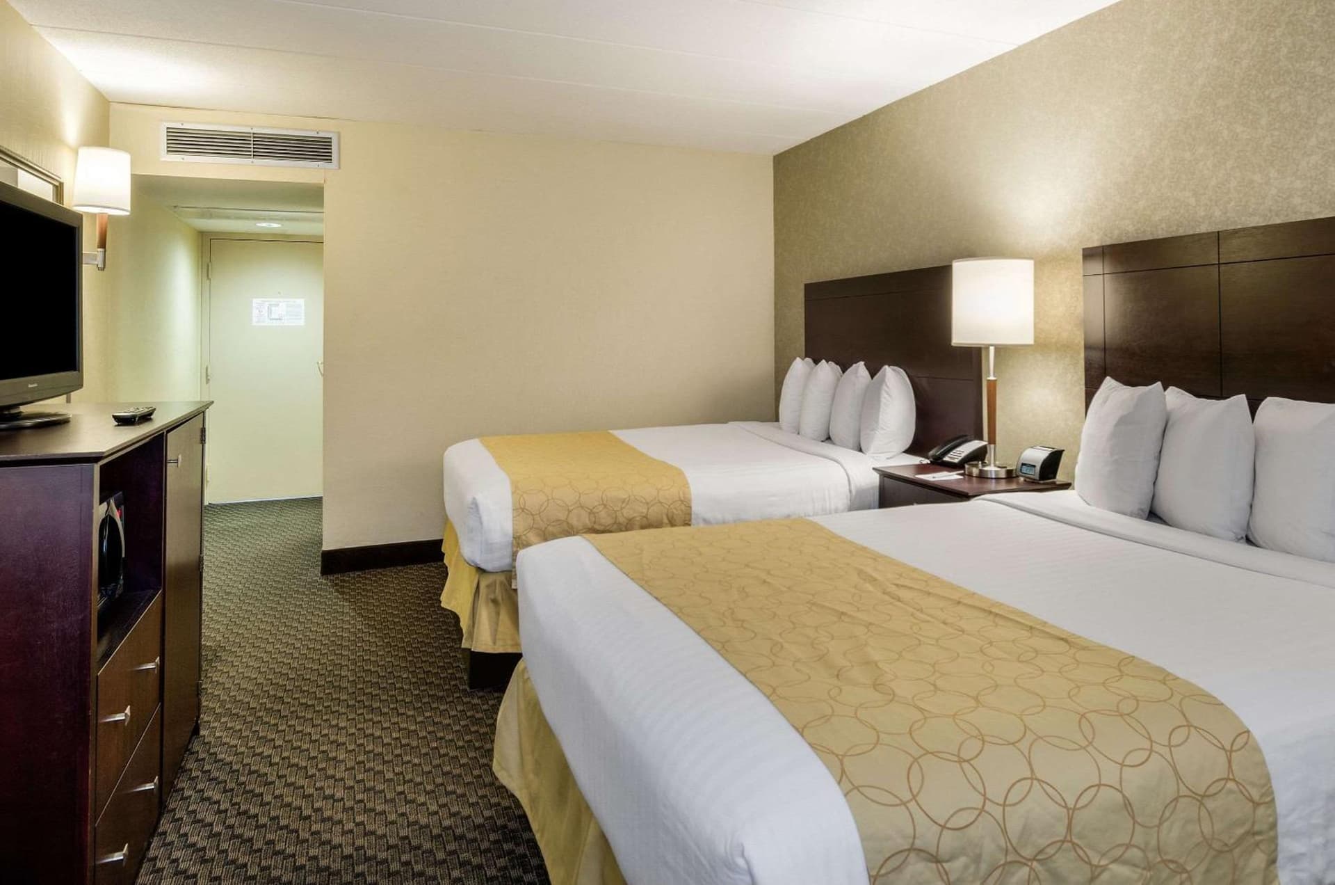 Clarion Hotel Seekonk - Providence gallery photo in Seekonk, MA — image 31
