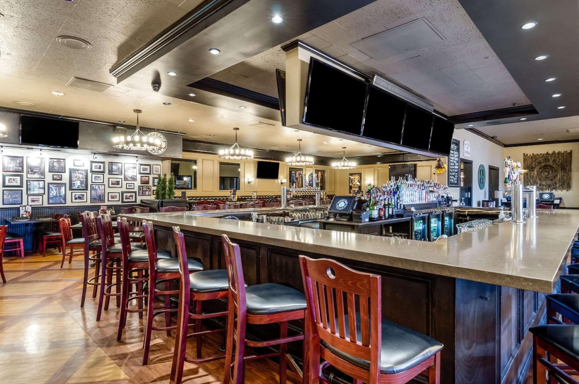 Clarion Hotel Seekonk - Providence gallery photo in Seekonk, MA — image 7