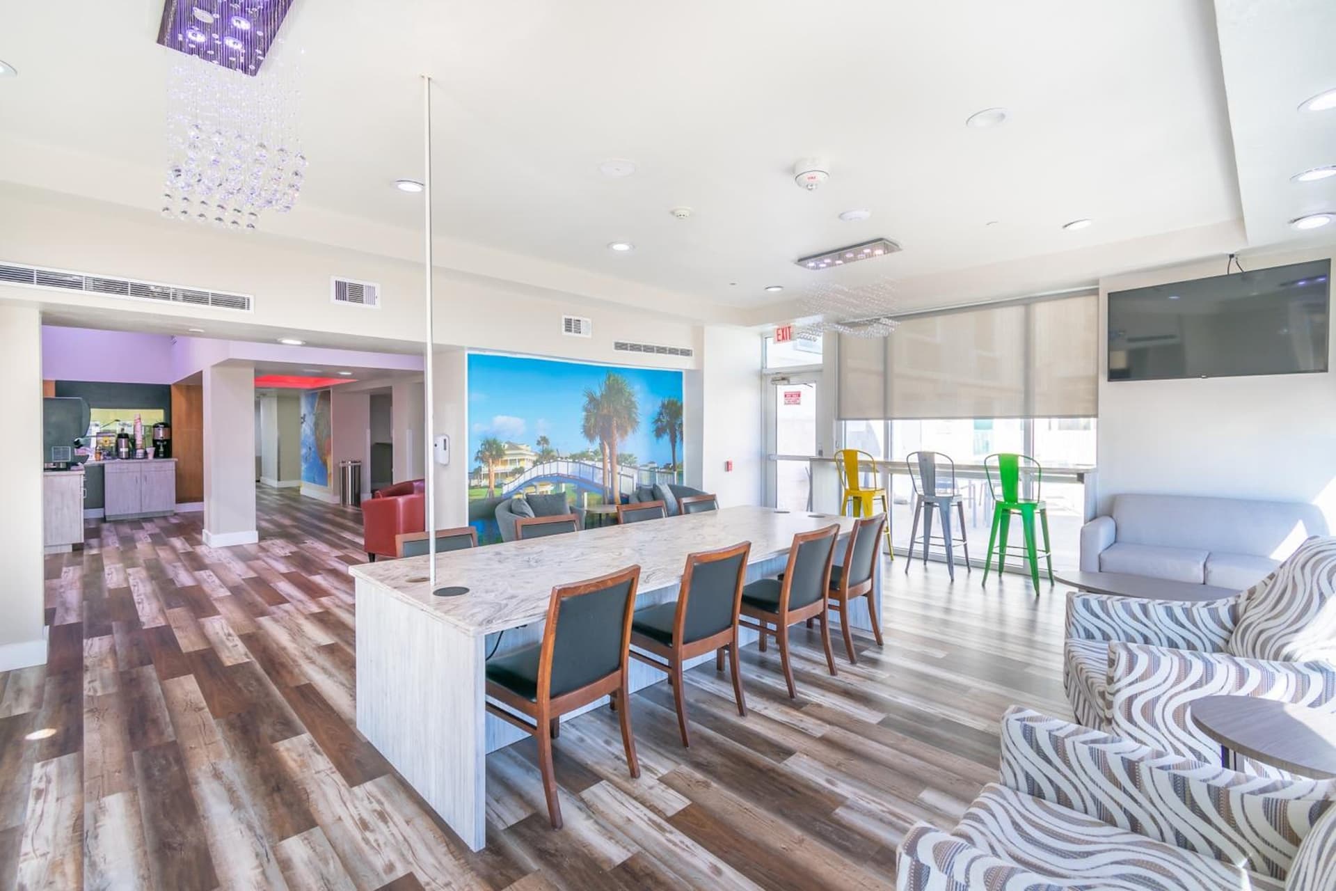 Clarion Pointe Galveston Seawall gallery photo in Galveston, TX — image 56