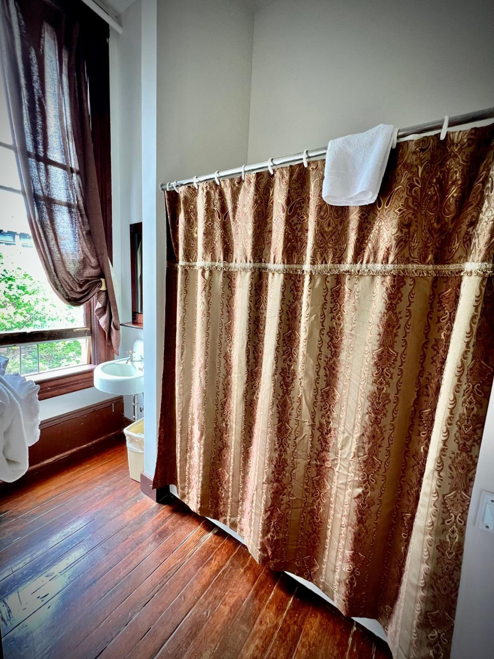 The Monarch Hotel gallery photo in Port Townsend, WA — image 64