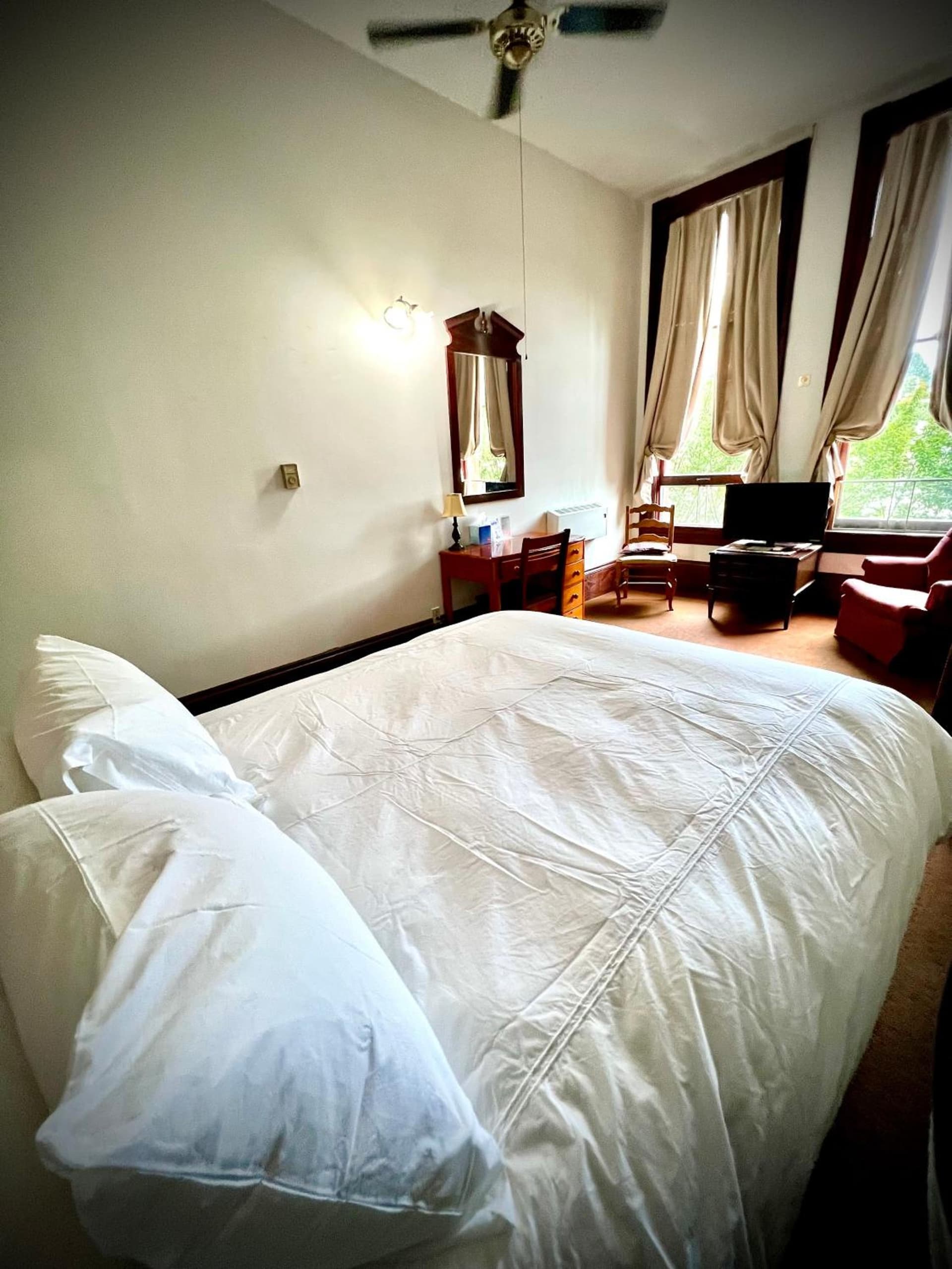 The Monarch Hotel gallery photo in Port Townsend, WA — image 24