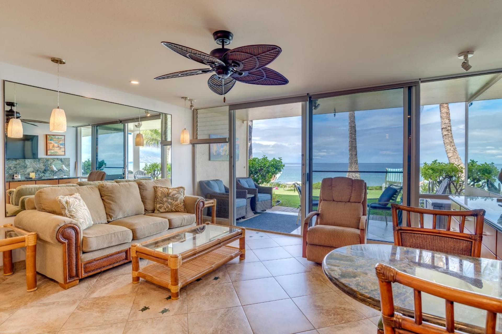 The Hale Pau Hana interior in Kihei, HI — gallery photo 2
