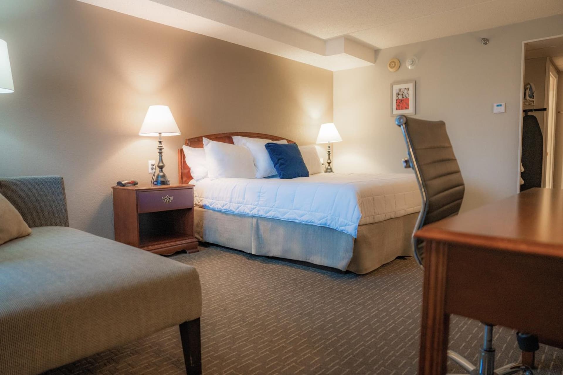 Hotel 620 gallery photo in Hagerstown, MD — image 11