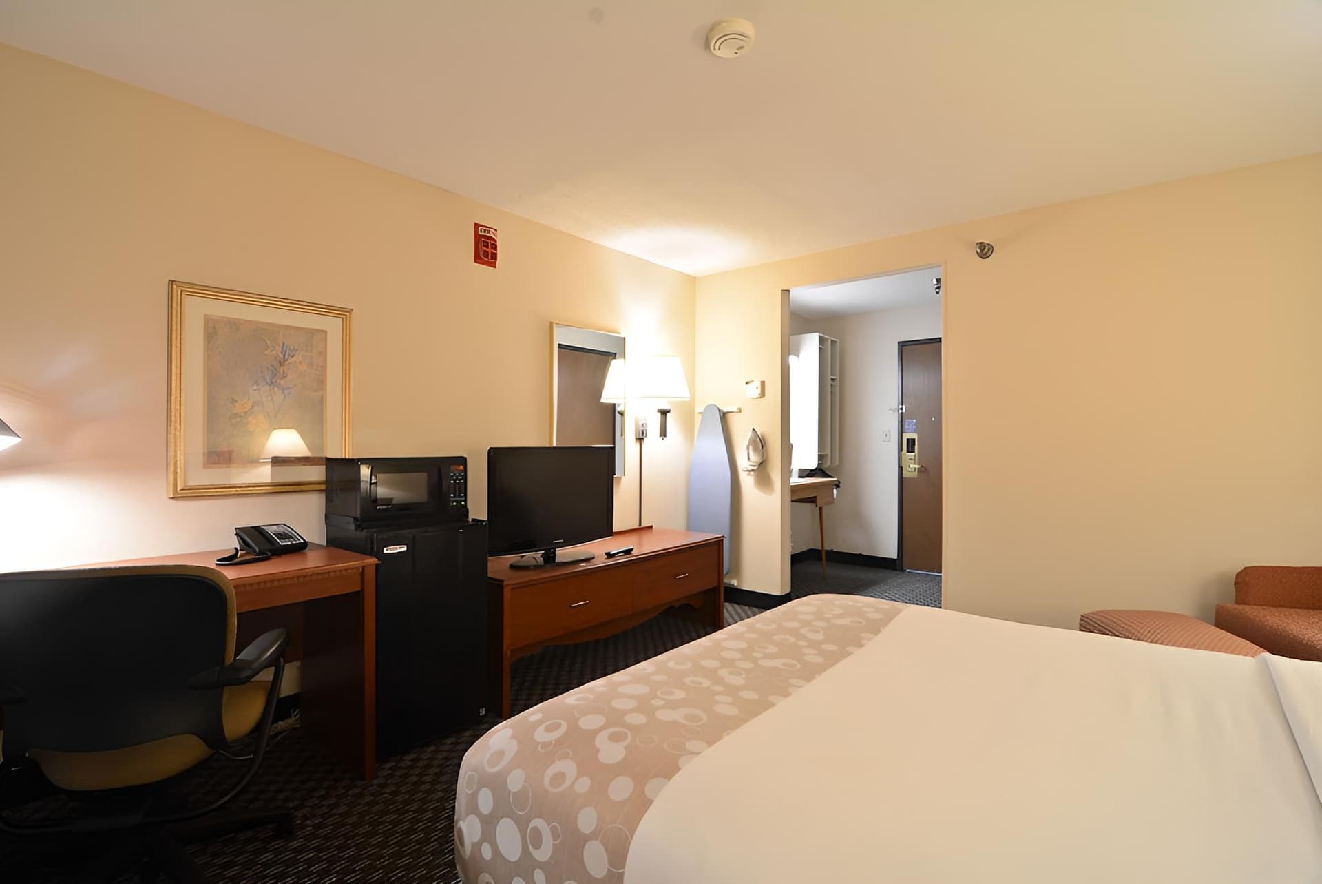 M Star Hotel Little Rock property views in Little Rock, AR — gallery photo 3
