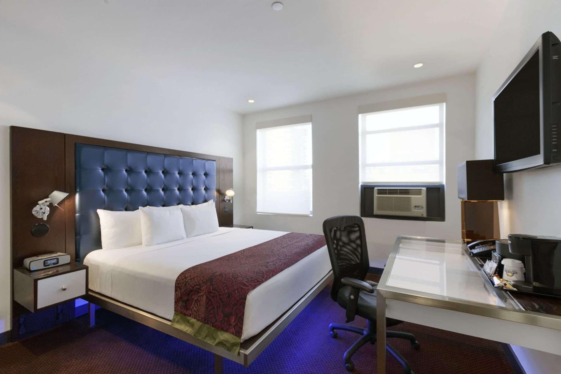 Silver, 1 King Bed at Night Hotel Broadway in New York, NY