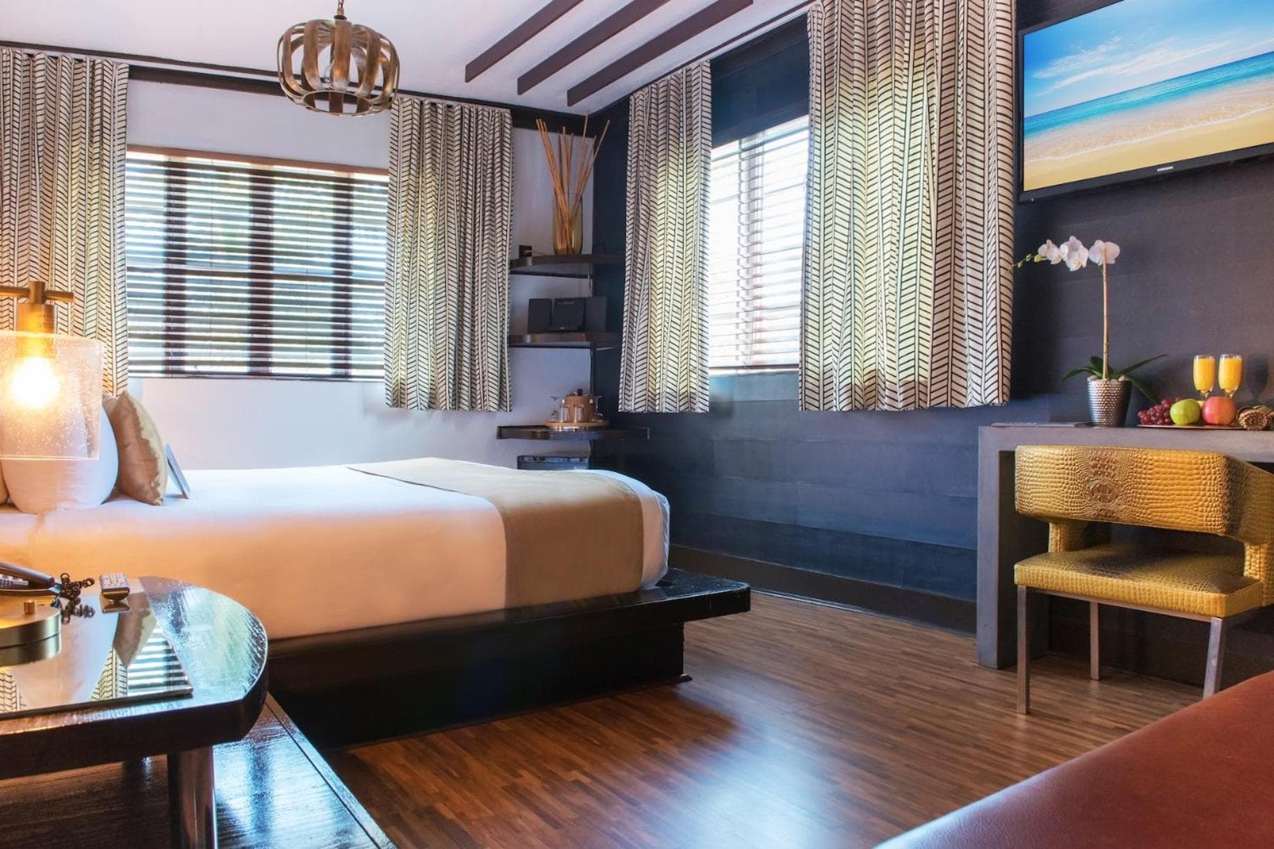 Accessible Standard Queen Room at Hotel Chelsea in Miami Beach, FL