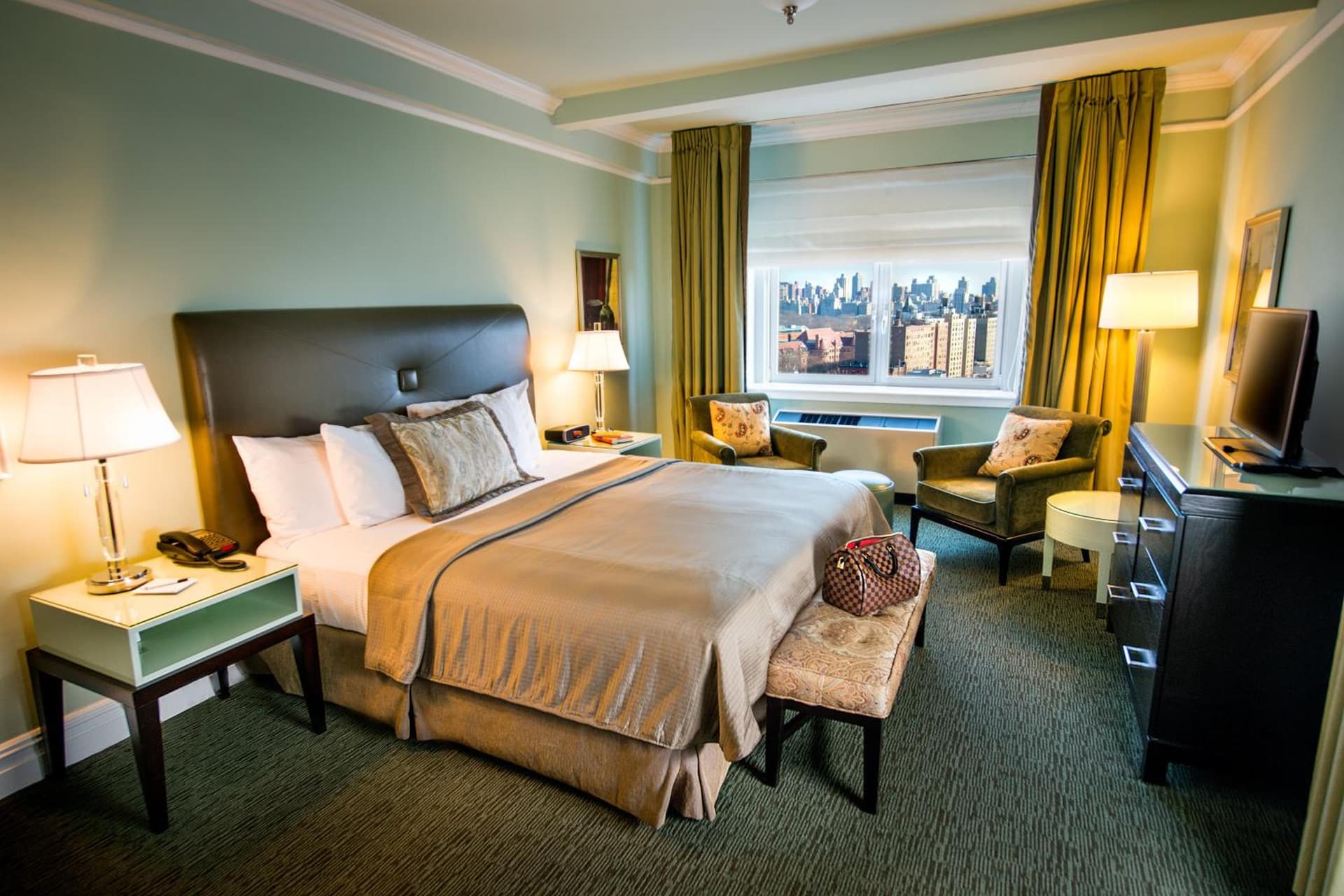 One-Bedroom King Suite at Hotel Beacon in New York, NY