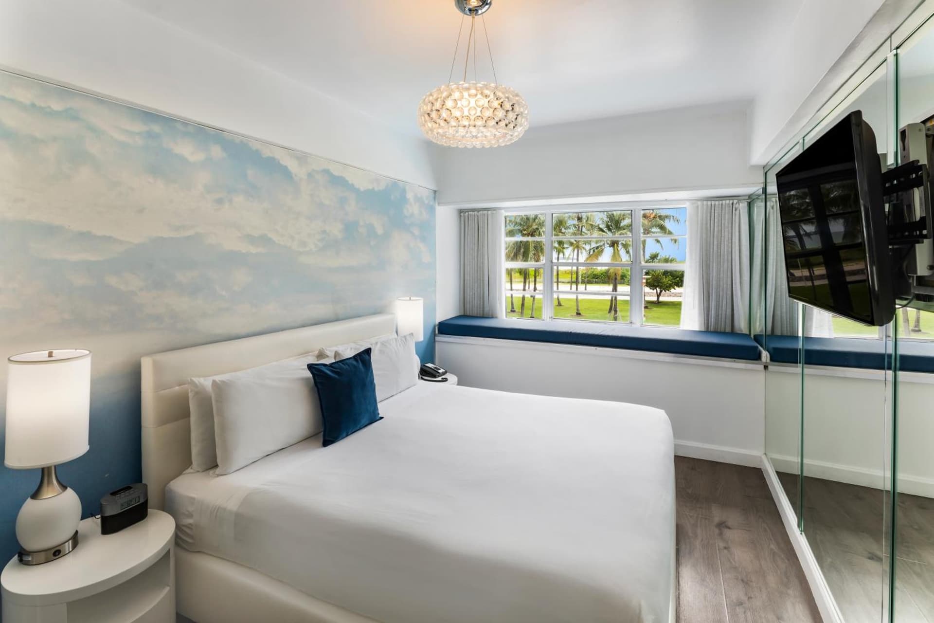 King Room - Ocean View at Penguin Hotel in Miami Beach, FL