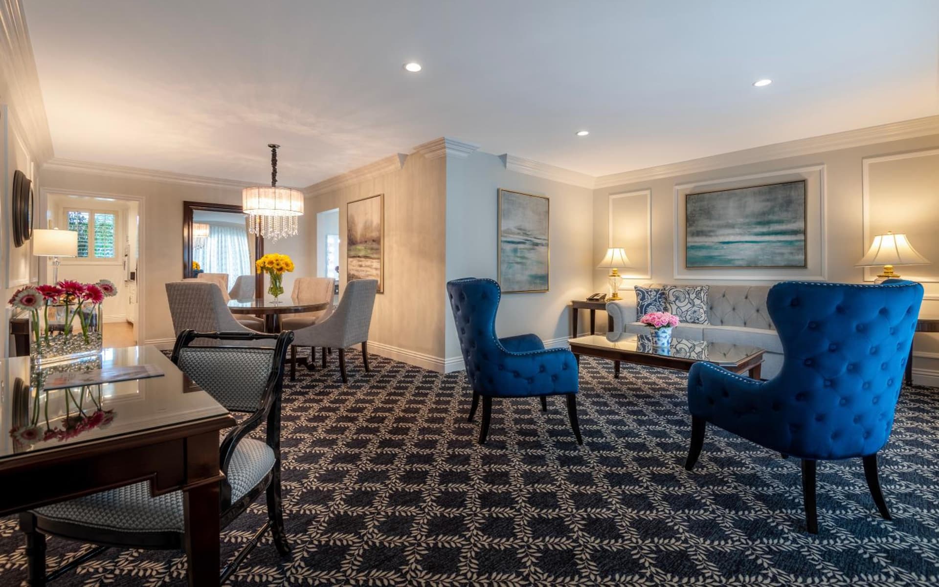 Luxury Suite King at Beverly Hills Plaza Hotel & Spa in Los Angeles, CA