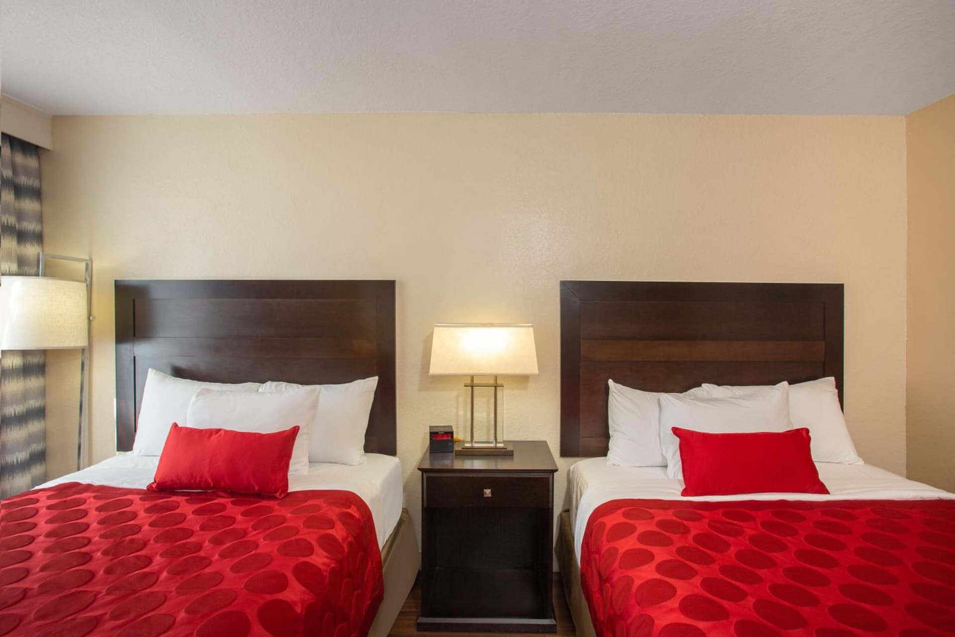 Queen Room with Two Queen Beds and Street View - Pet Friendly/Non-Smoking at Ramada by Wyndham Venice Hotel Venezia in Venice, FL