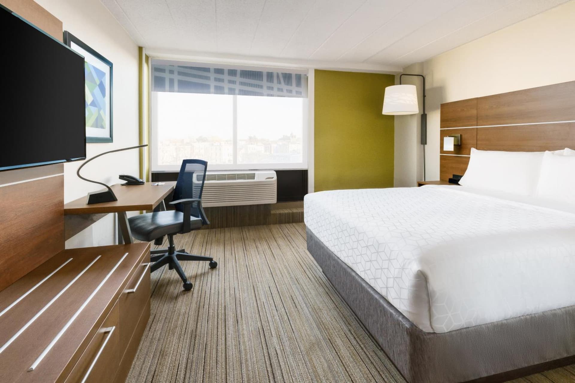 Standard King Room with Roll-In Shower - Mobility Access at Holiday Inn Express Boston by IHG in Boston, MA