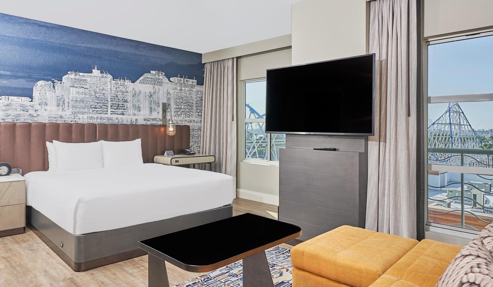 Deluxe King Room at Hyatt Centric the Pike Long Beach in Long Beach, CA