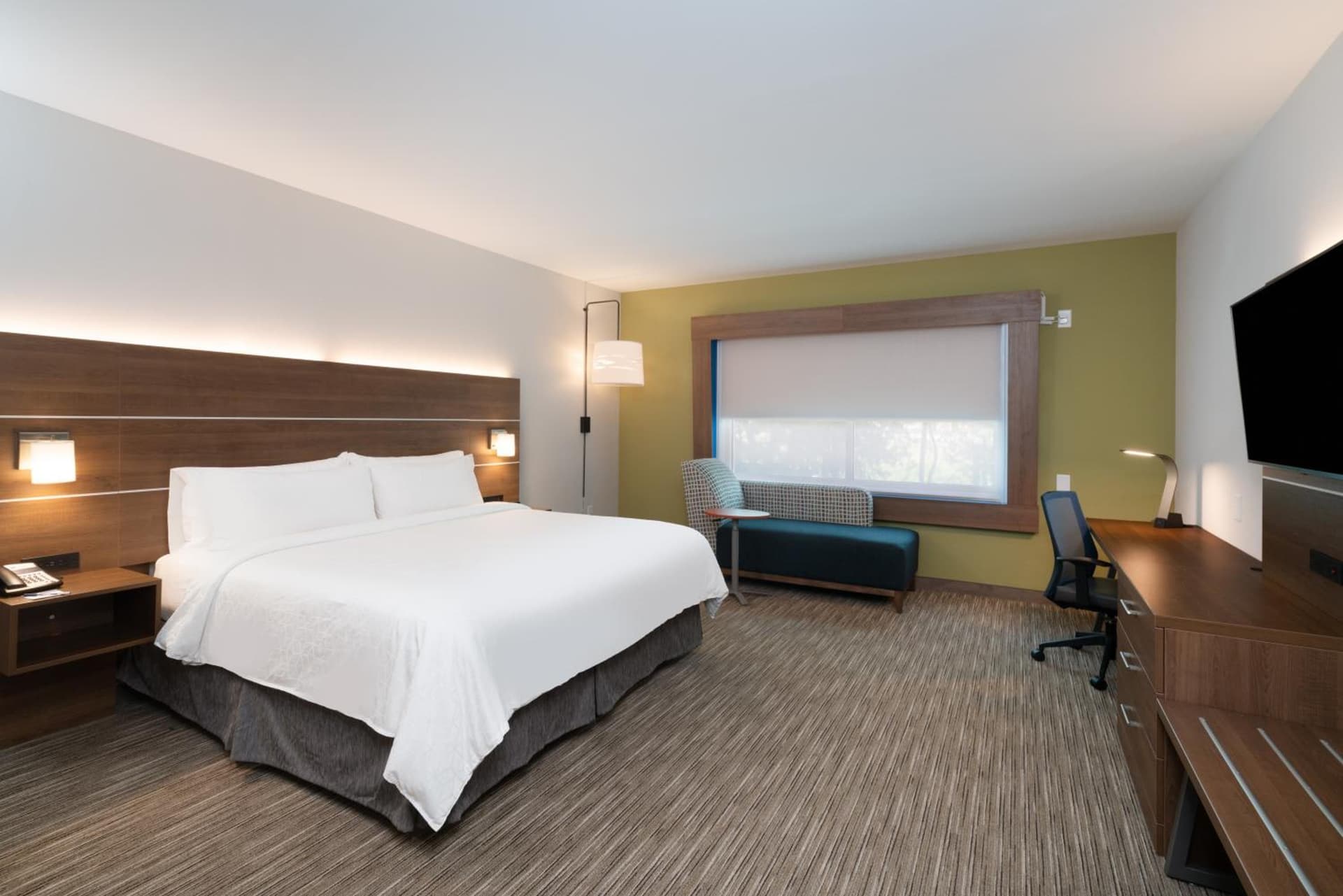 Standard King Room at Holiday Inn Express & Suites Atlanta Airport NE - Hapeville by IHG in Atlanta, GA