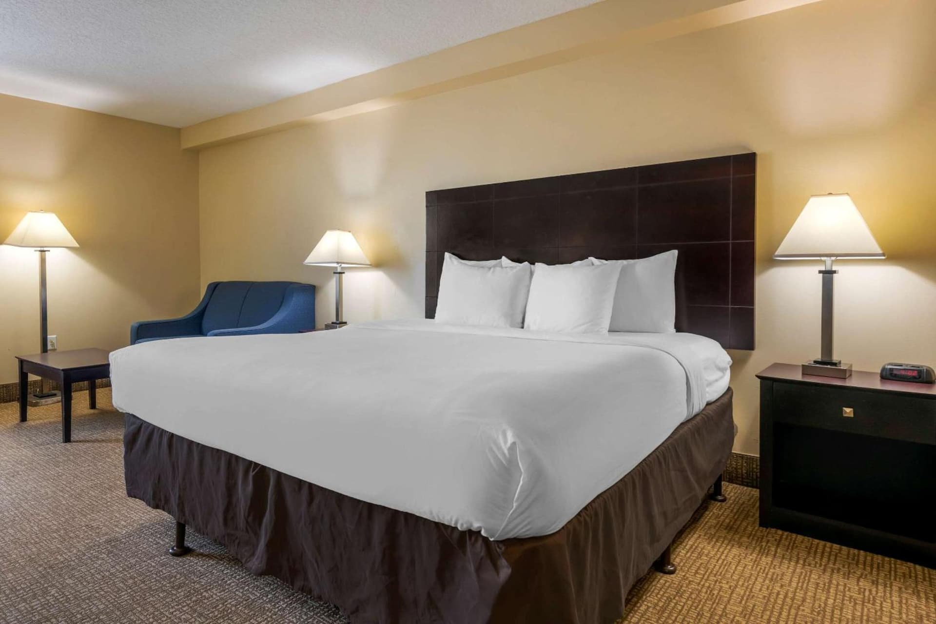 King Room - Sofa Bed at I-Drive Hotel at Universal in Orlando, FL