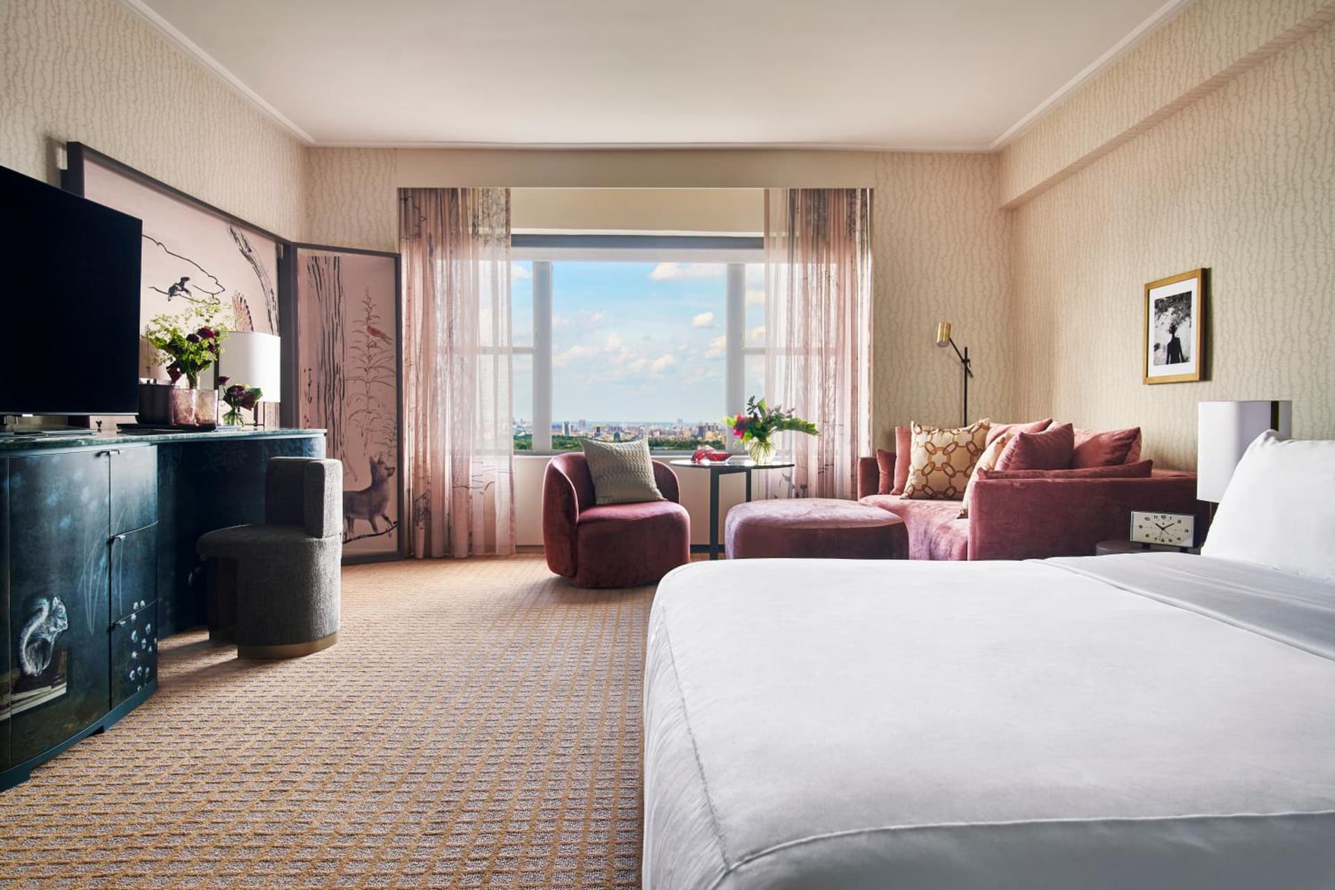 Park View Studio Suite at Park Lane New York in New York, NY