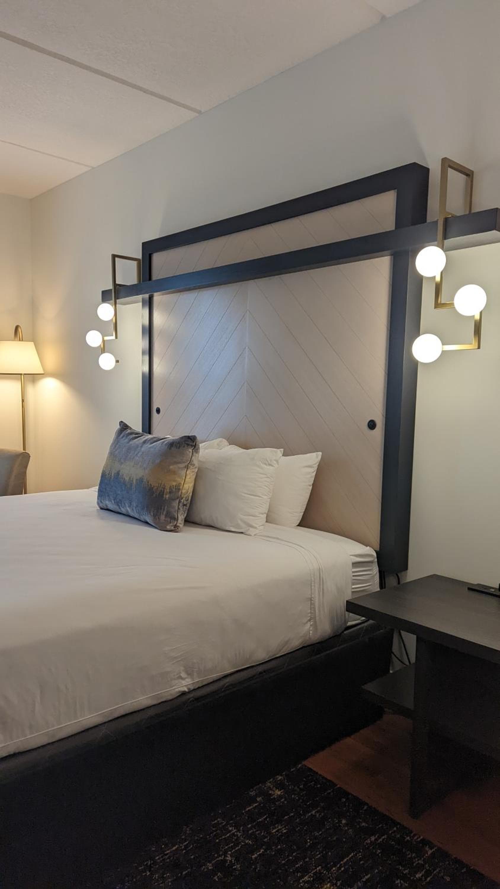 King Room with Roll-In Shower - Disability Access at Hotel Indigo Jacksonville-Deerwood Park by IHG in Jacksonville, FL