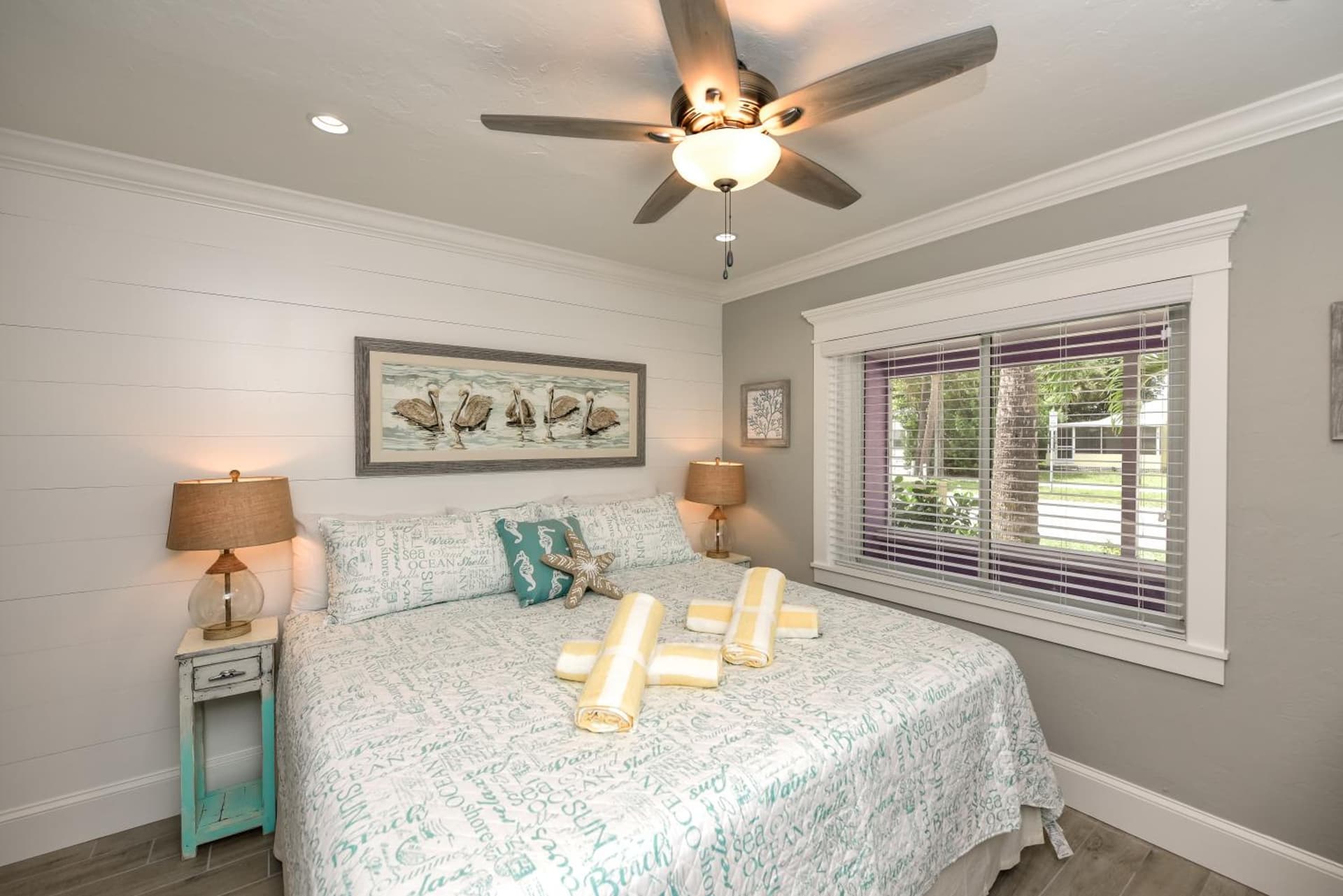 Deluxe 1 Bedroom Suite w/ Patio at Tropical Breeze Resort in Sarasota, FL