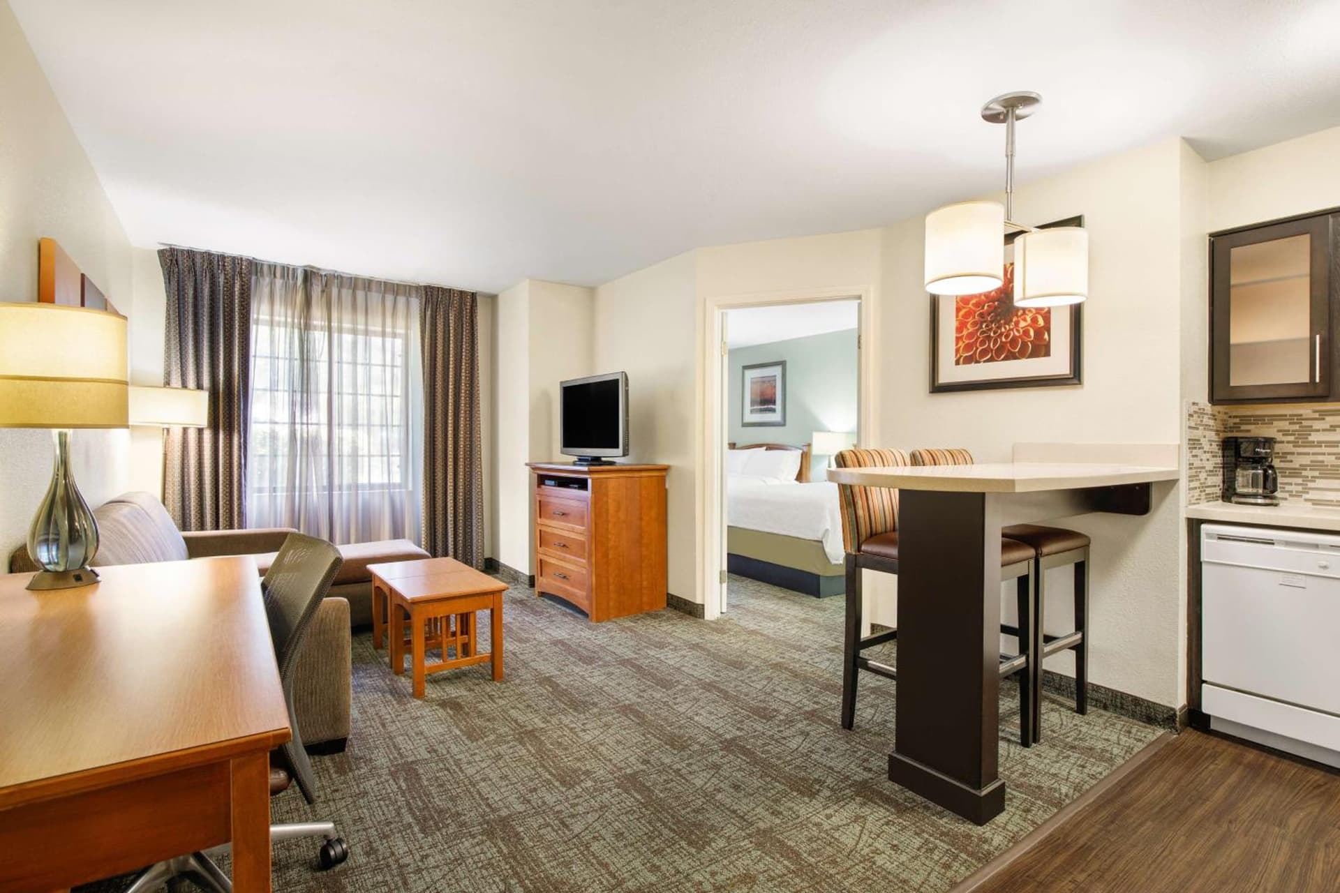 One-Bedroom Queen Suite with Bathtub - Mobility Accessible at Sonesta ES Suites San Diego - Rancho Bernardo in Rancho Bernardo, CA