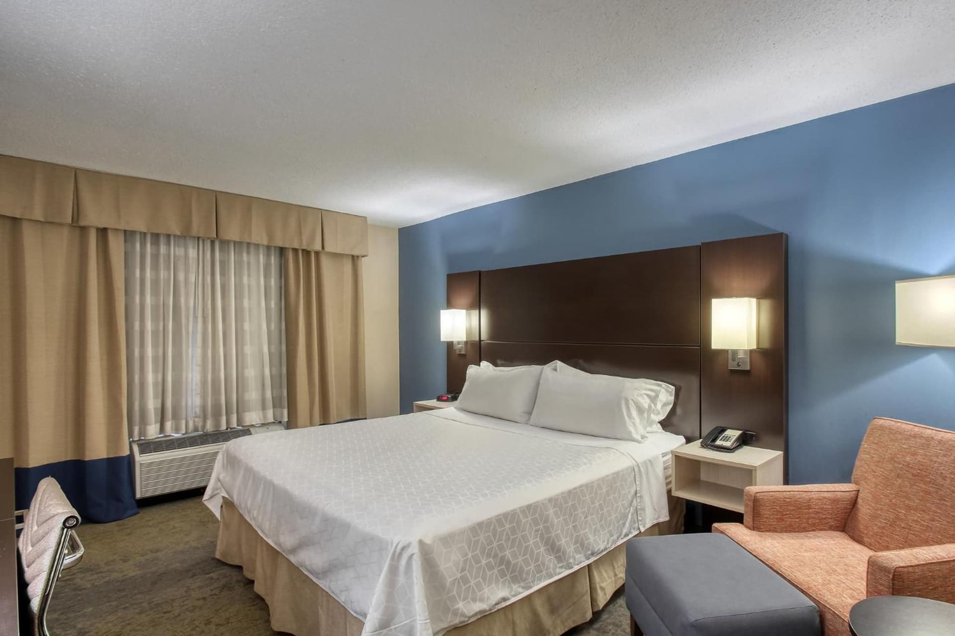 Standard King Room at Holiday Inn & Suites Atlanta Airport North by IHG in Atlanta, GA