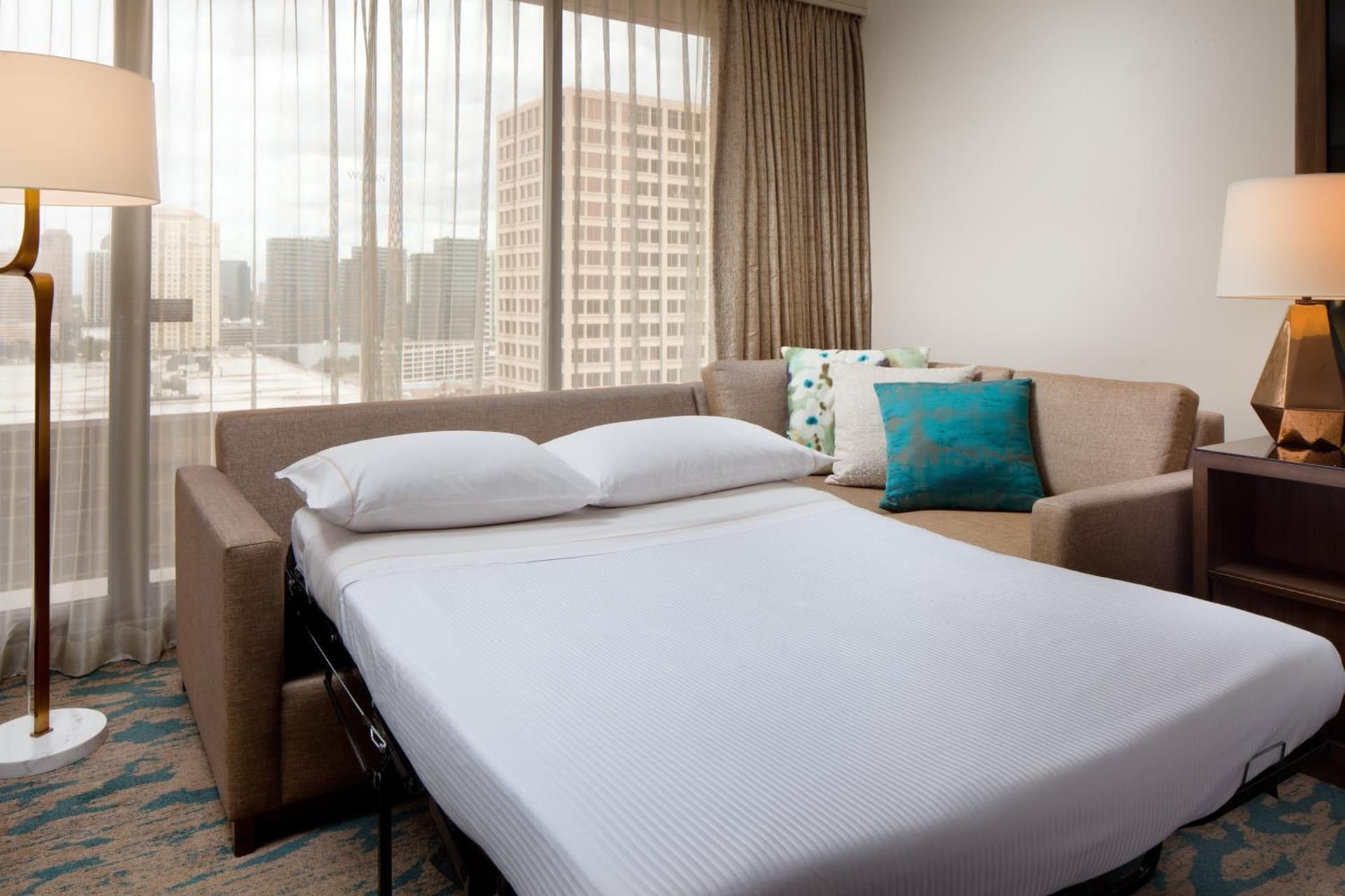 Executive Suite, 1 Bedroom Executive Suite, 1 King, Sofa bed at The Westin Galleria Houston in Houston, TX