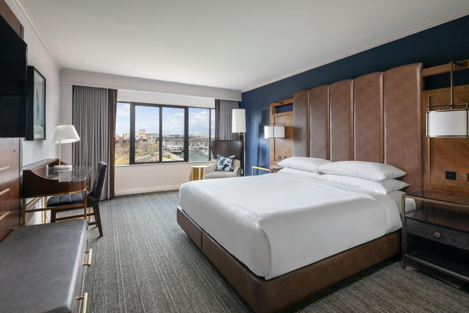 Wharf View King Room, Guest room, 1 King (Hearing Accessible) at Boston Marriott Long Wharf in Boston, MA