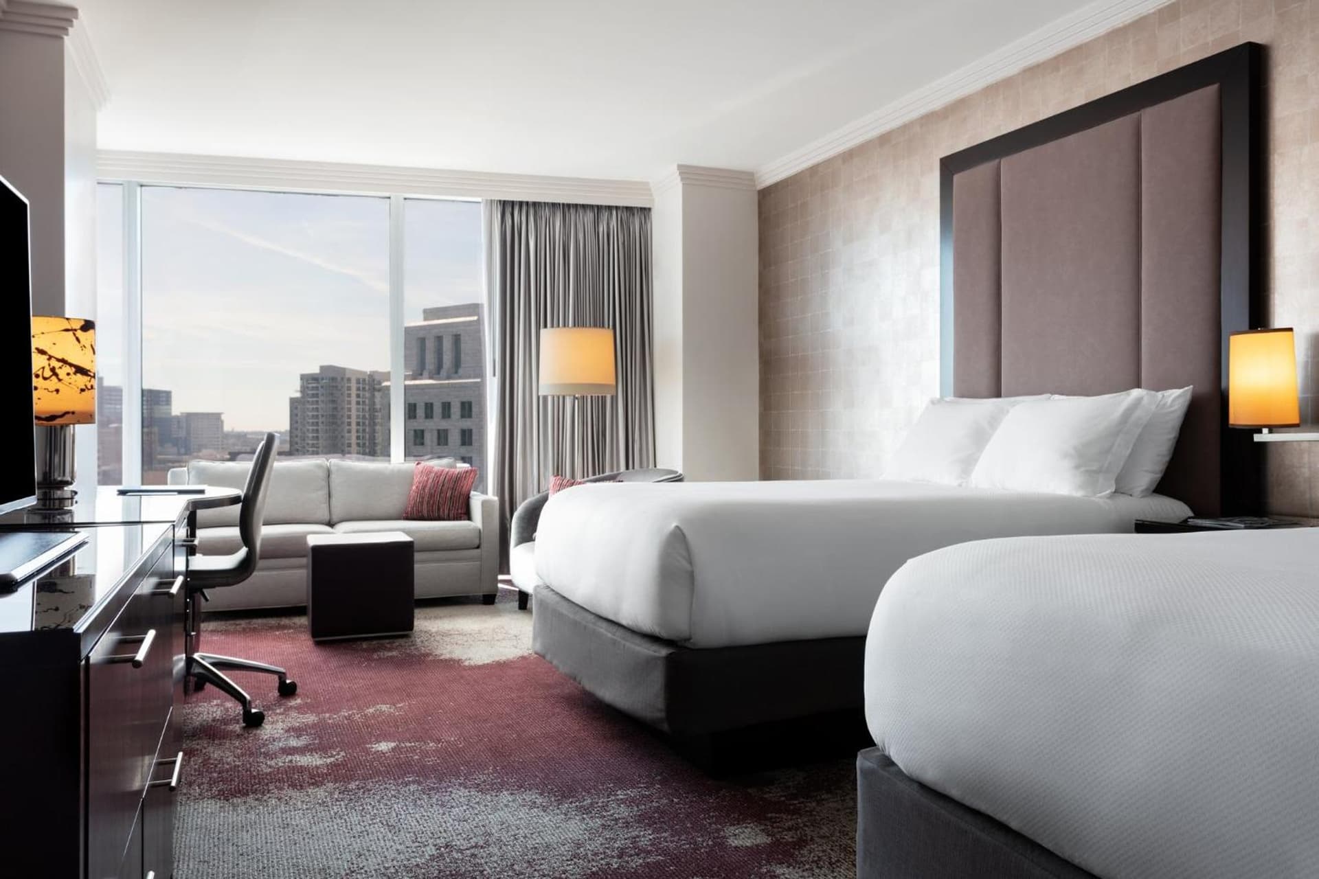 Superior 2 Doubles Mobility/Hearing Accessible Roll-in Shower at Loews Atlanta Hotel in Atlanta, GA