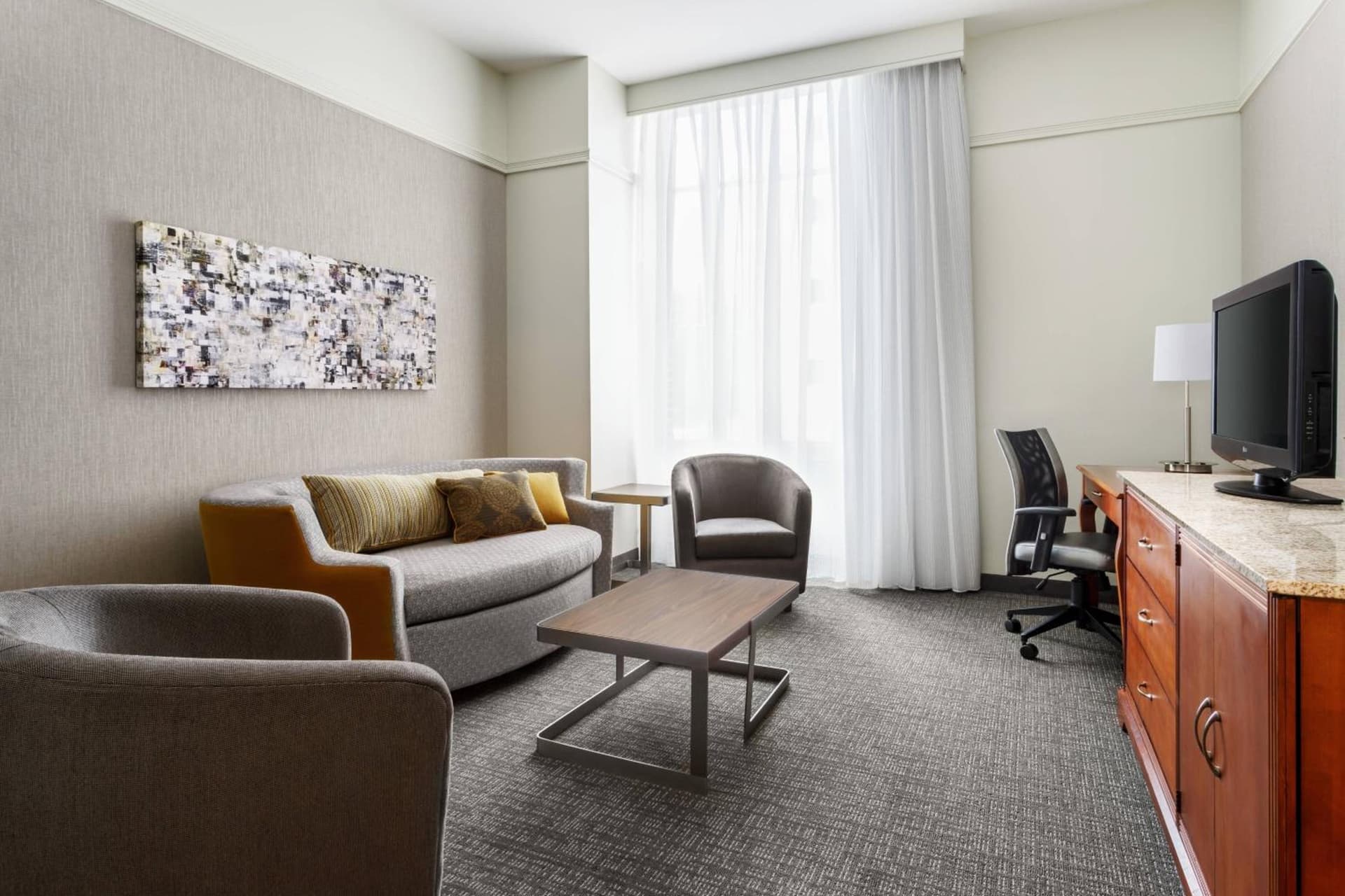 Suite, 1 King at Courtyard Houston Downtown Convention Center in Houston, TX