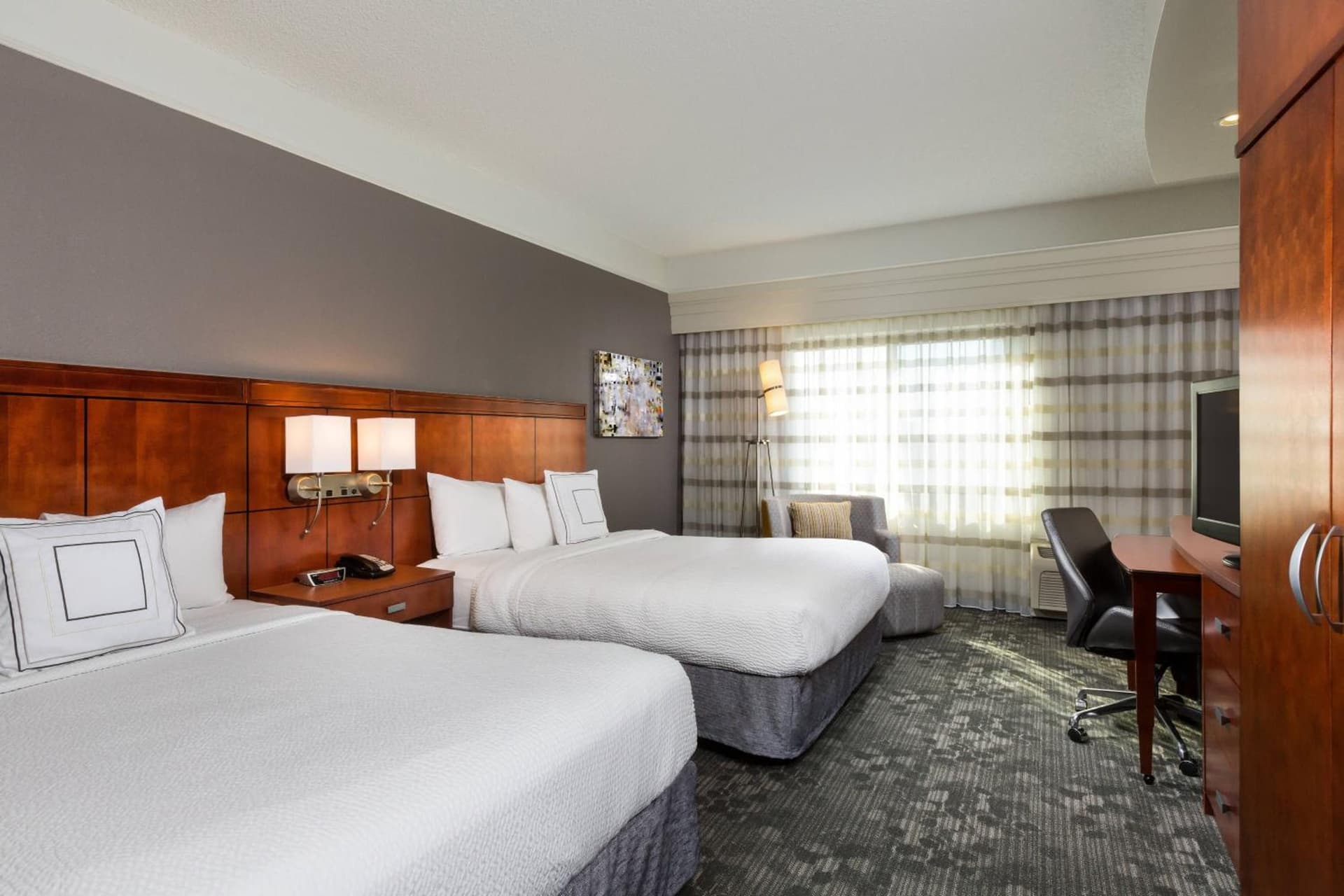 Executive Queen Room with Two Queen Beds at Courtyard by Marriott Houston Galleria in Houston, TX