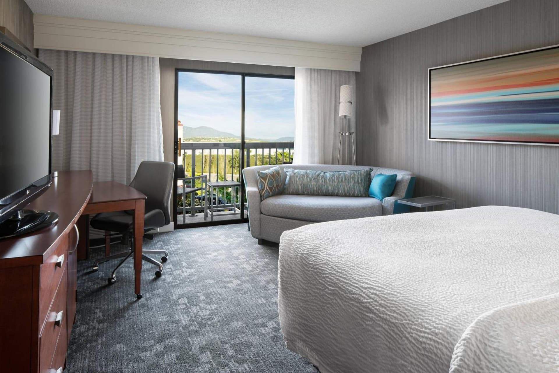 King Room with Sofa Bed and Balcony at Courtyard Foothill Ranch Irvine East/Lake Forest in Foothill Ranch, CA