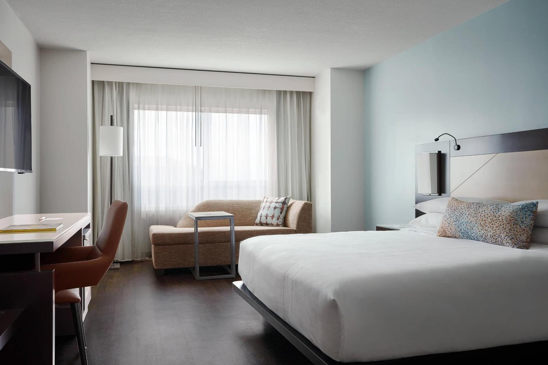 King Room with Sofa Bed at Marriott Orlando Downtown in Orlando, FL
